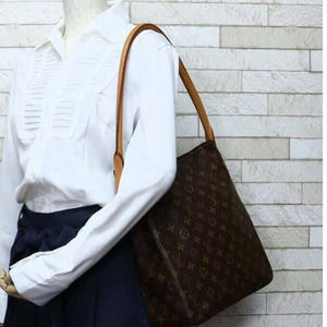 💎✨Authentic✨💎 Louis Vuitton Monogram Looping GM Shoulder Bag